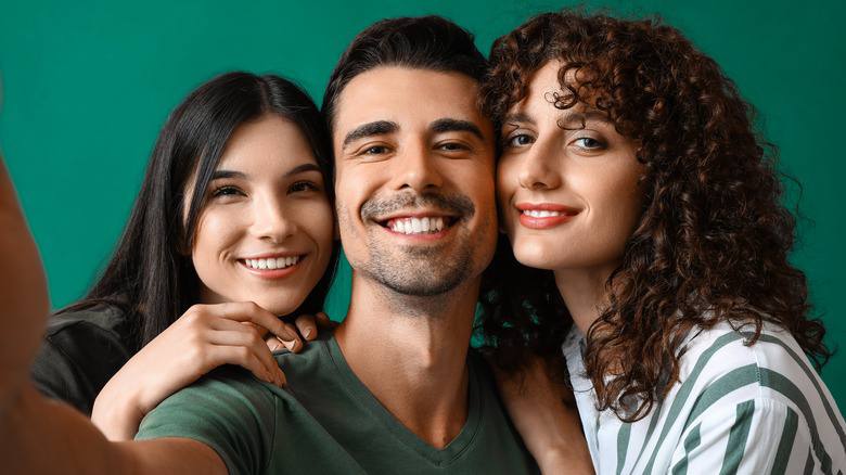 Effective boundary setting in open relationships Setting boundaries in an open relationship
